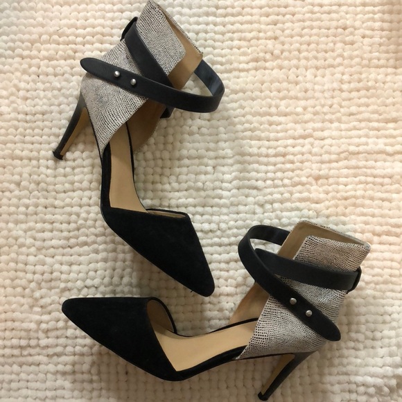 Joes Jeans Lauren Black/White Heels - Picture 3 of 6